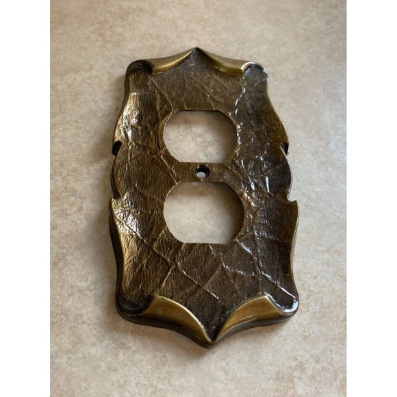 Vintage Brass Amerock Carriage House Outlet Plate Cover - Picture 1 of 4